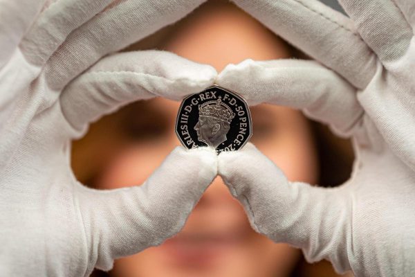 Deciphering the Factors Influencing the Value of Collectible Coins and Memorabilia