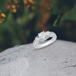 How Should She Choose an Engagement Ring Made in Hong Kong She Will Definitely Love?